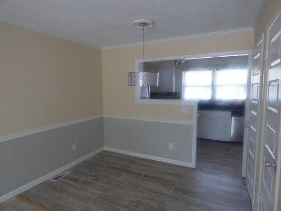 dinging room/kitchen