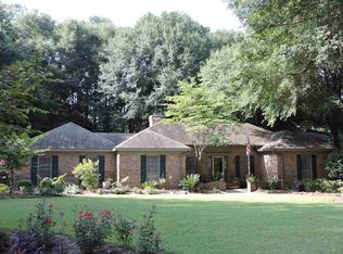 125 Shadowood Dr, Warner Robins, GA 31088
