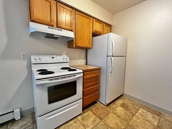3rd image of 1850 Laporte Ave APT C16