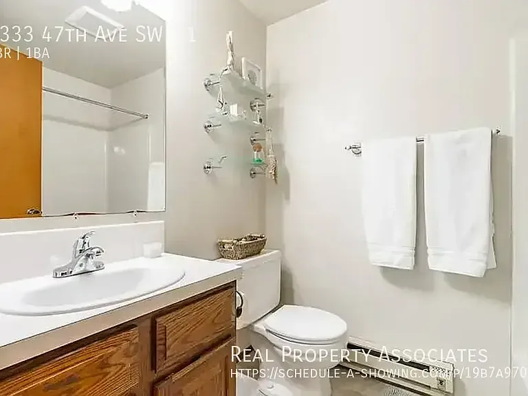 7333 47th Ave SW #1 — Photo 15
