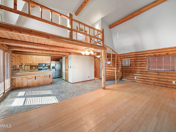 3rd image of 26162 W PECKS PEAK RD --