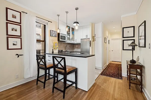 Sold by Compass | media 2