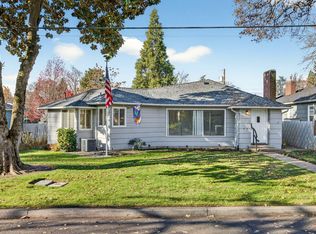 6 S Groveland Ave, Medford, OR 97504