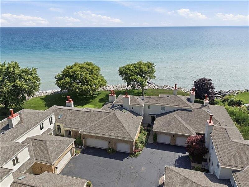 1st image of 700 Waters Edge ROAD #23
