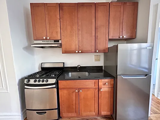 Rented by Compass | media 19