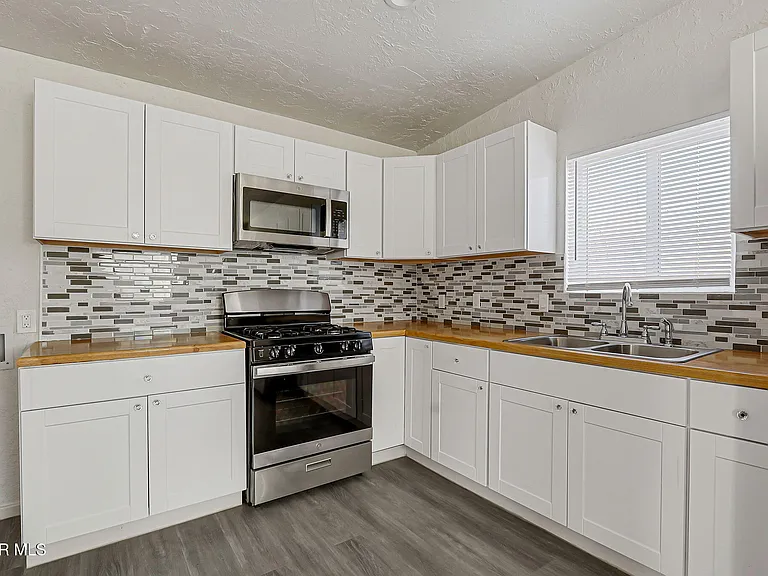 580 Chula Vista St — Photo 21
