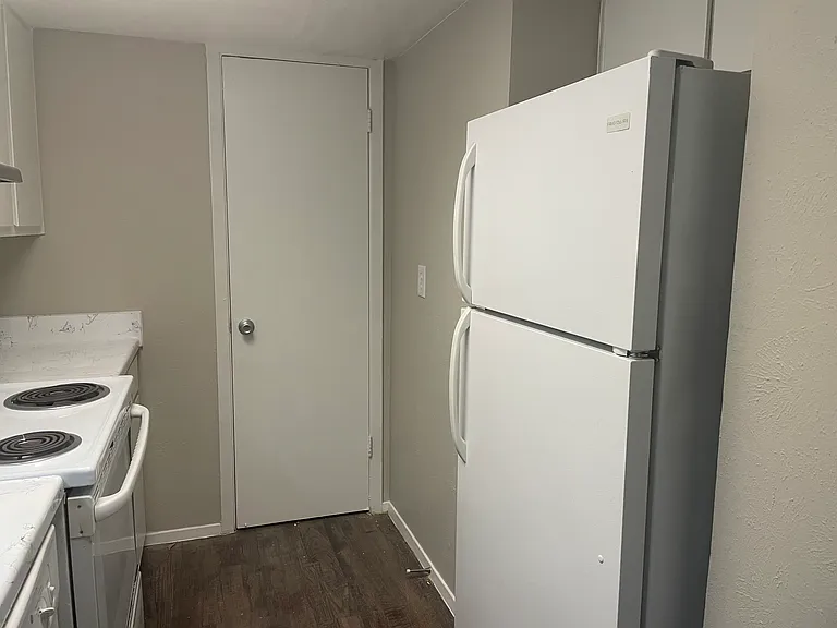 12816 Midway Rd #2074 — Photo 7