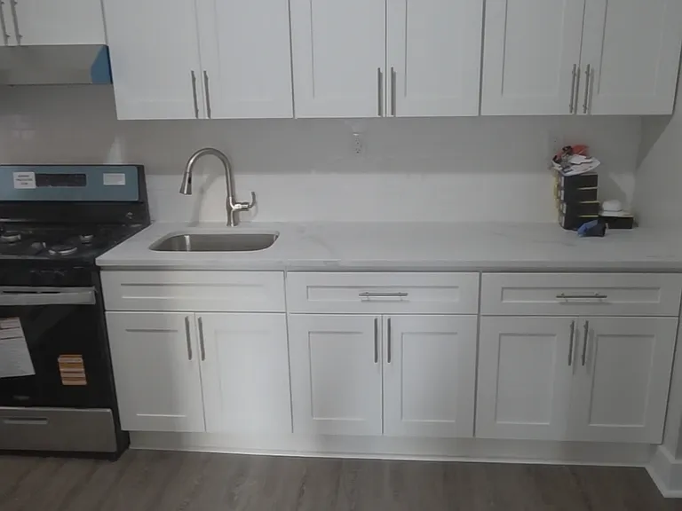 6405 Broadway #2 — Photo 3