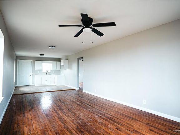 2nd image of 15610 San Gemma St