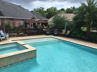 7532 Wilson St, Violet, LA 70092