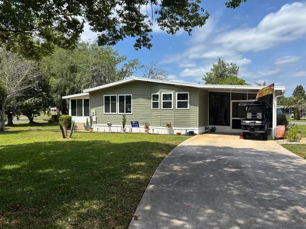 1165 Lake Dr #D-18, Grand Island, FL 32735