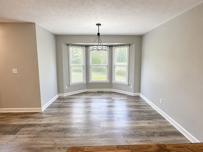 2543 Painters Mill Dr — Photo 4