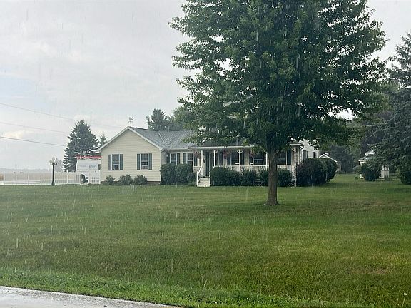 2nd image of 2979 W Gier Rd
