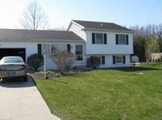 53423 Valley Springs Ct, Granger, IN 46530