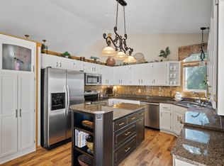 10799 57th St NE, Albertville, MN 55301