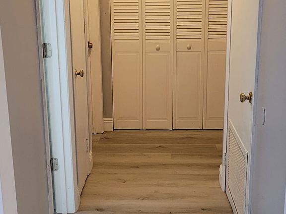 2nd image of 2021 Sunderland Rd