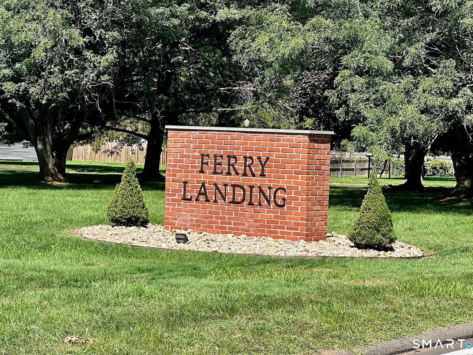 1 bed, 1.0 bath, 624 sqft, $1,350 — Photo 1