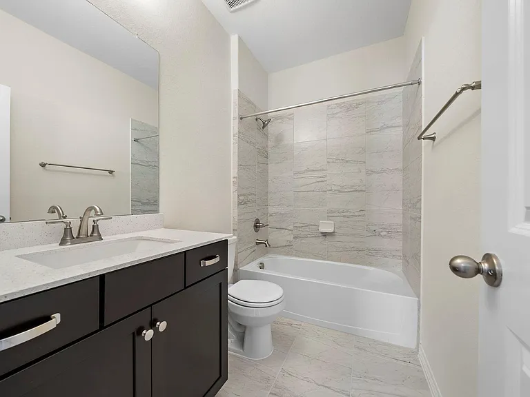 9806 Oakwood Trl — Photo 35