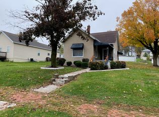 215 4th St, La Salle, IL