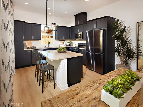 4403 S Fairmount Paseo, Ontario, CA 91762