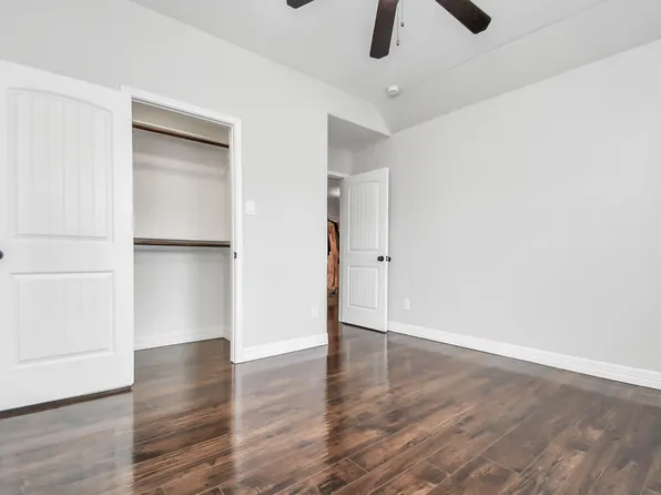 160 Forest Trace Ln #160, Willis, TX 77378