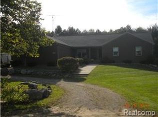 14026 Bird Rd, Byron, MI 48418