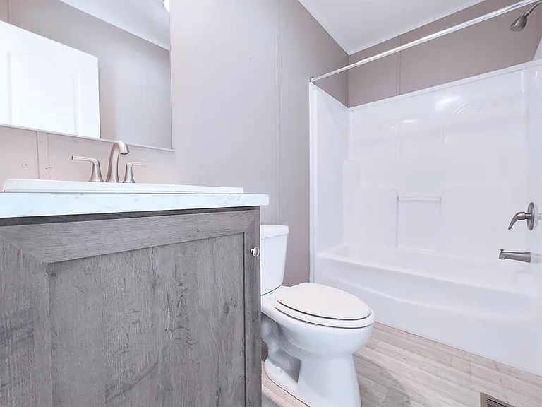 4617 Rainbow Ln — Photo 10