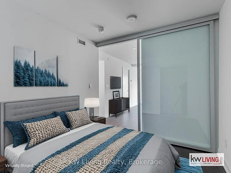 181 Huron St #807 — Photo 3