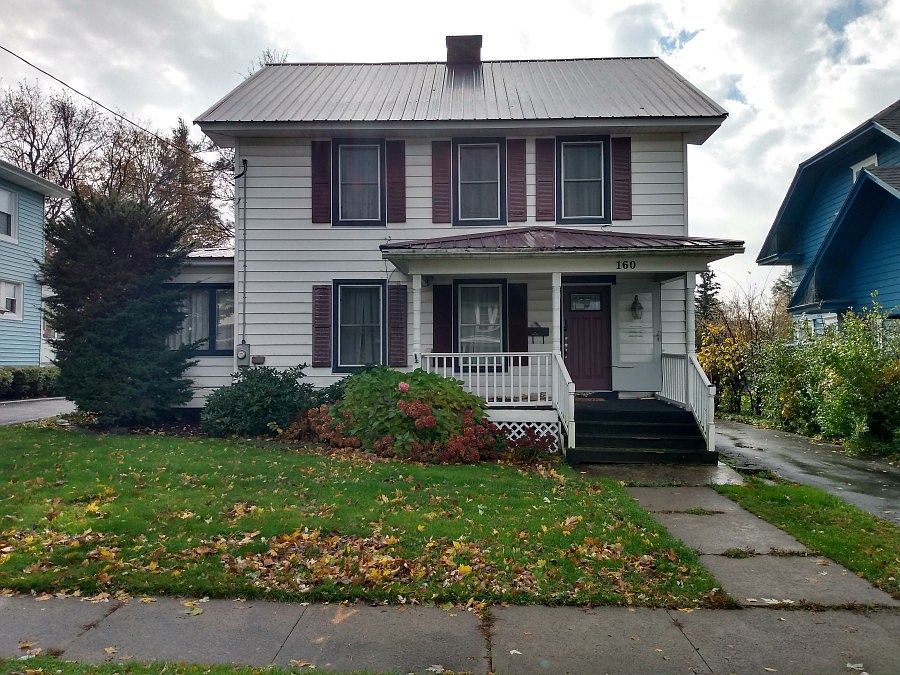 1st image of 160 Ward St
