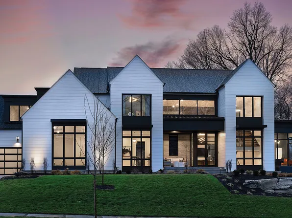 10600 Holliday Farms Blvd, Zionsville, IN 46077