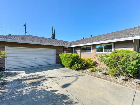 1056 Entrada Rd, Sacramento, CA 95864
