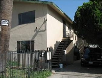 2nd image of 176 W 13th St