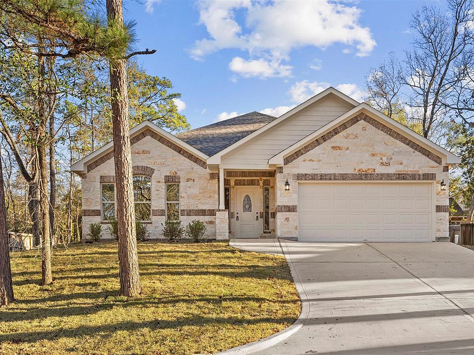 1st image of 512 Sandy Oaks Dr