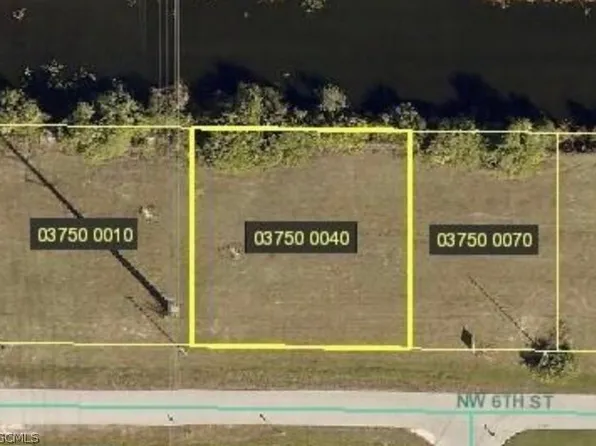 2403 NW 6th St, Cape Coral, FL 33993