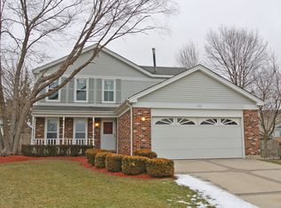 1912 Regal Ct, Schaumburg, IL 60194