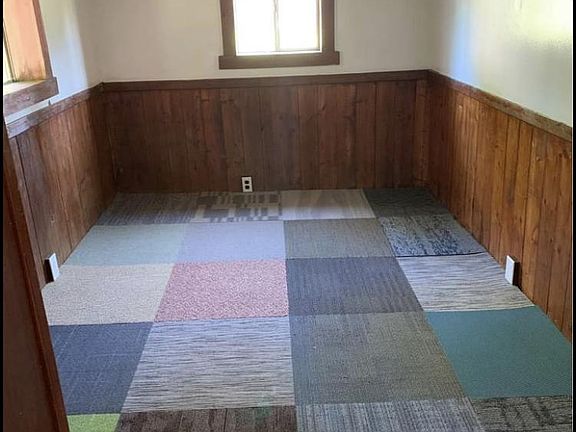 4th image of 9 Wilton Cir