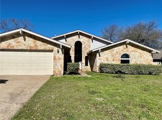10804 School House Ln, Austin, TX 78750
