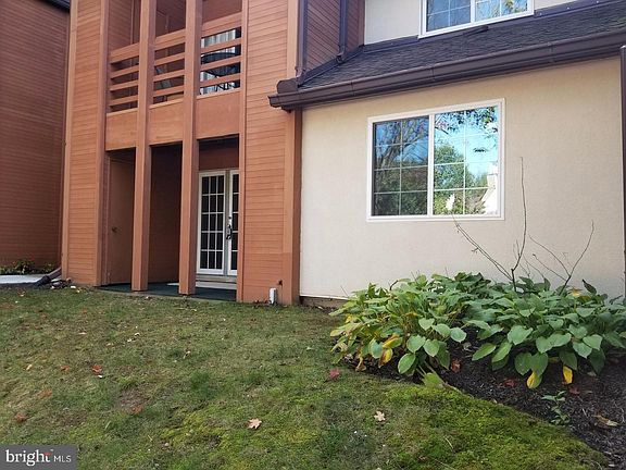 3rd image of 4934 Columbia Rd APT 458