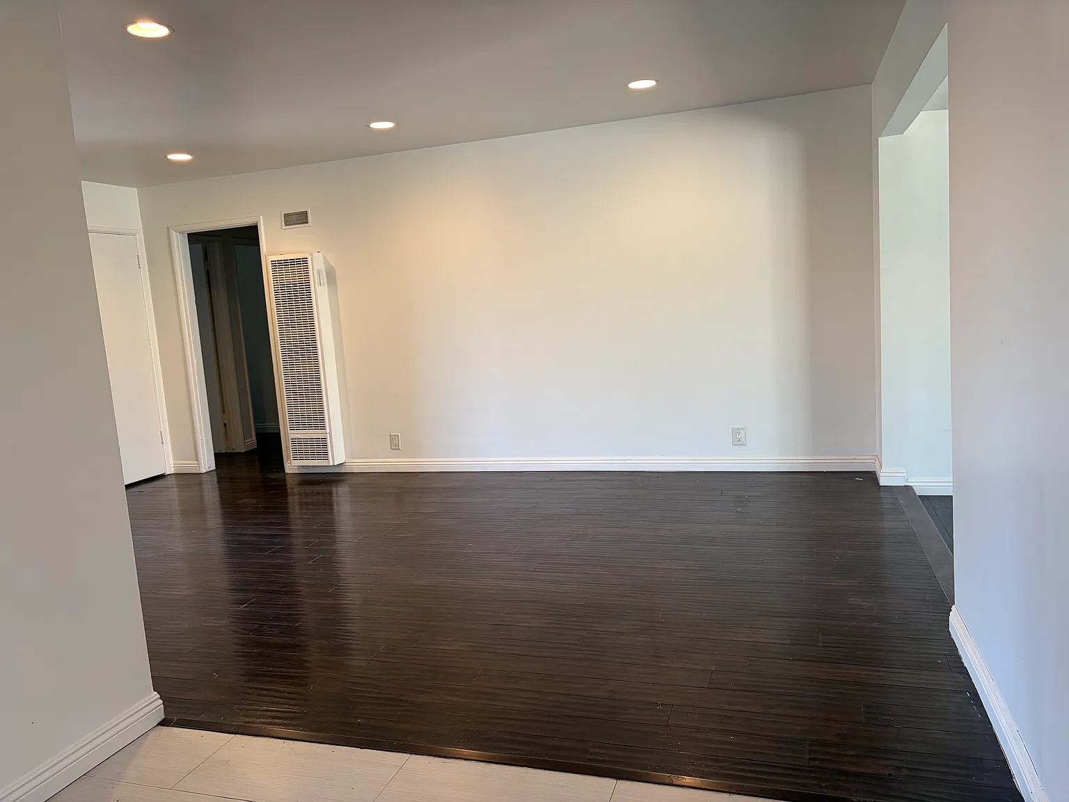 3 bed, 1100 sqft, $3,000 — Photo 3