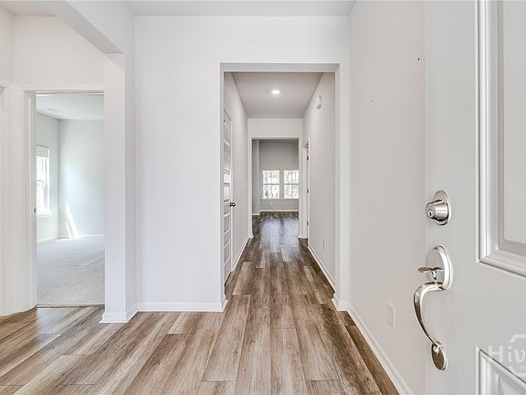 5th image of 153 Binscombe Lane