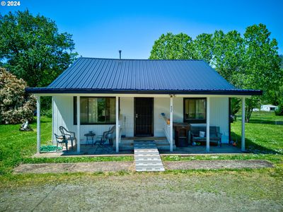 437 Taylor St, Myrtle Creek, OR, 97457