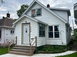 706 Clay St, Eveleth, MN 55734
