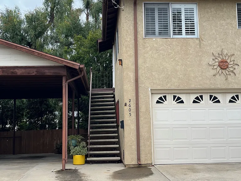 2605 Cinderella Way — Photo 2