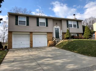 19 Greentree Rd, Wheeling, WV 26003