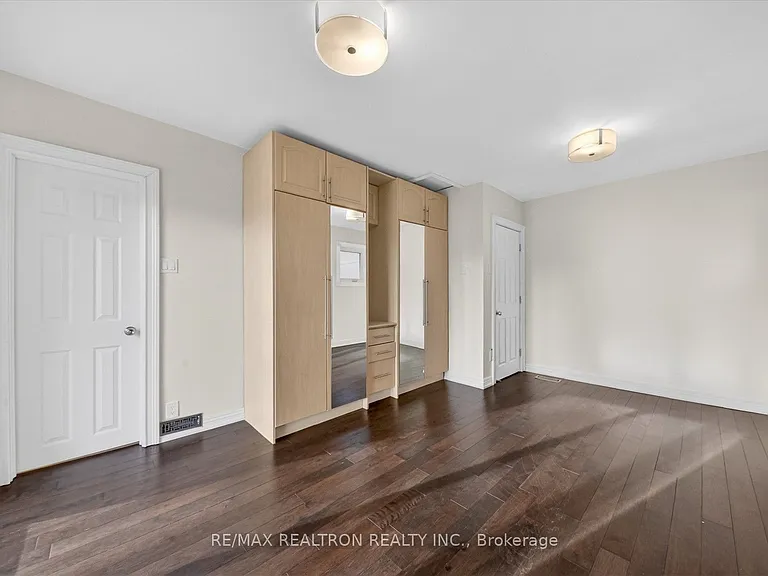 80 Waringstown Dr — Photo 12