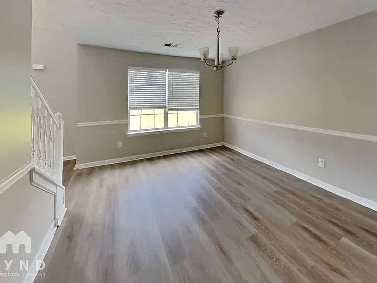 1037 Saint Augustine Pkwy — Photo 8
