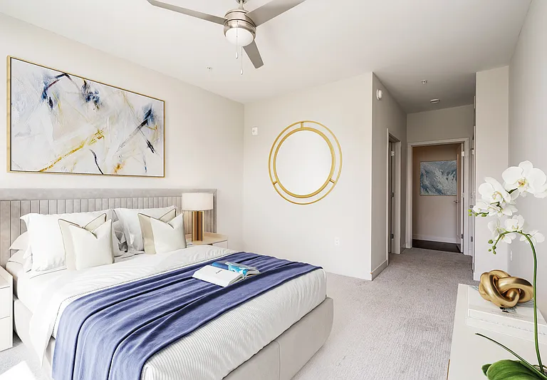 Viking Lakes Residences — Photo 7