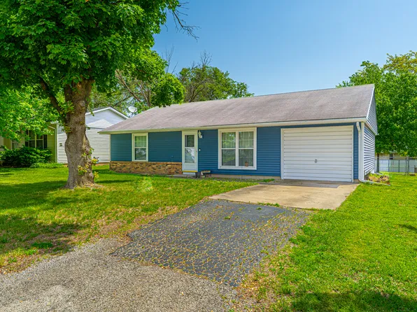 1034 N Monroe St, Lincoln, IL 62656