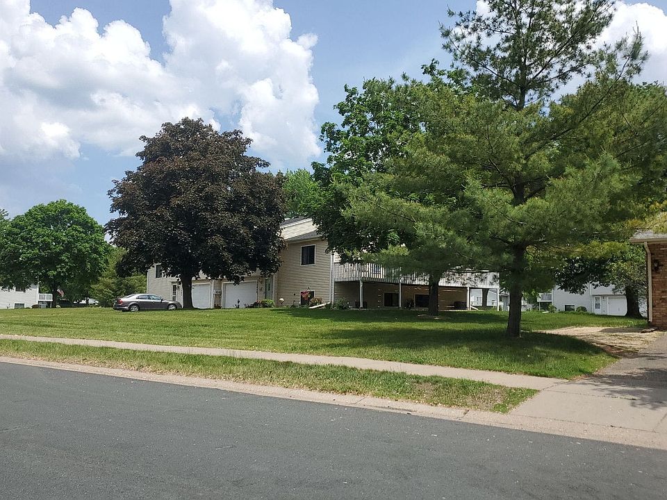 2nd image of 15600 Claret Ave