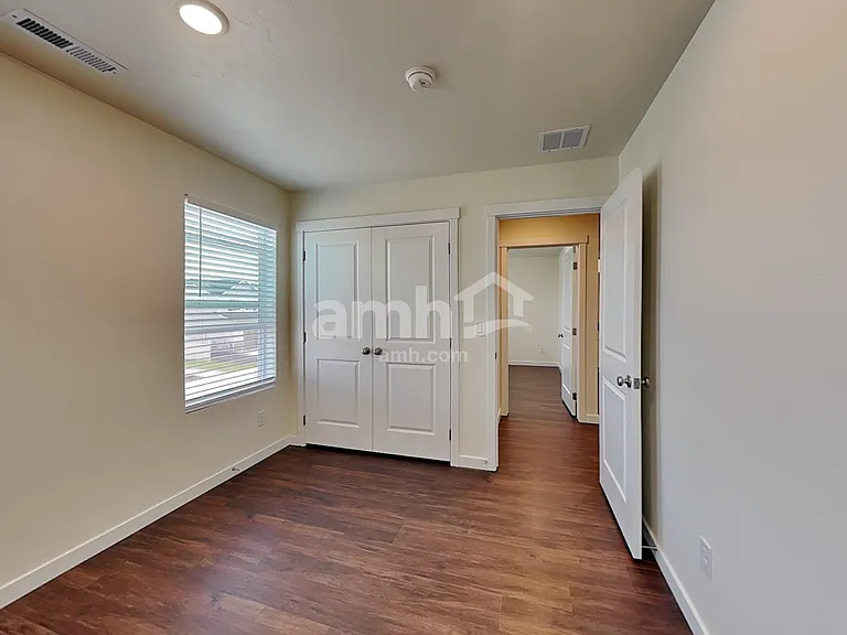 9364 W Shumard St — Photo 15